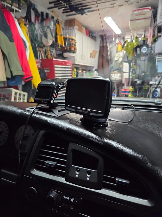 Why does my suction cup phone mount keep falling off?